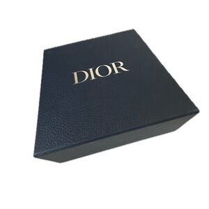 Dior Box